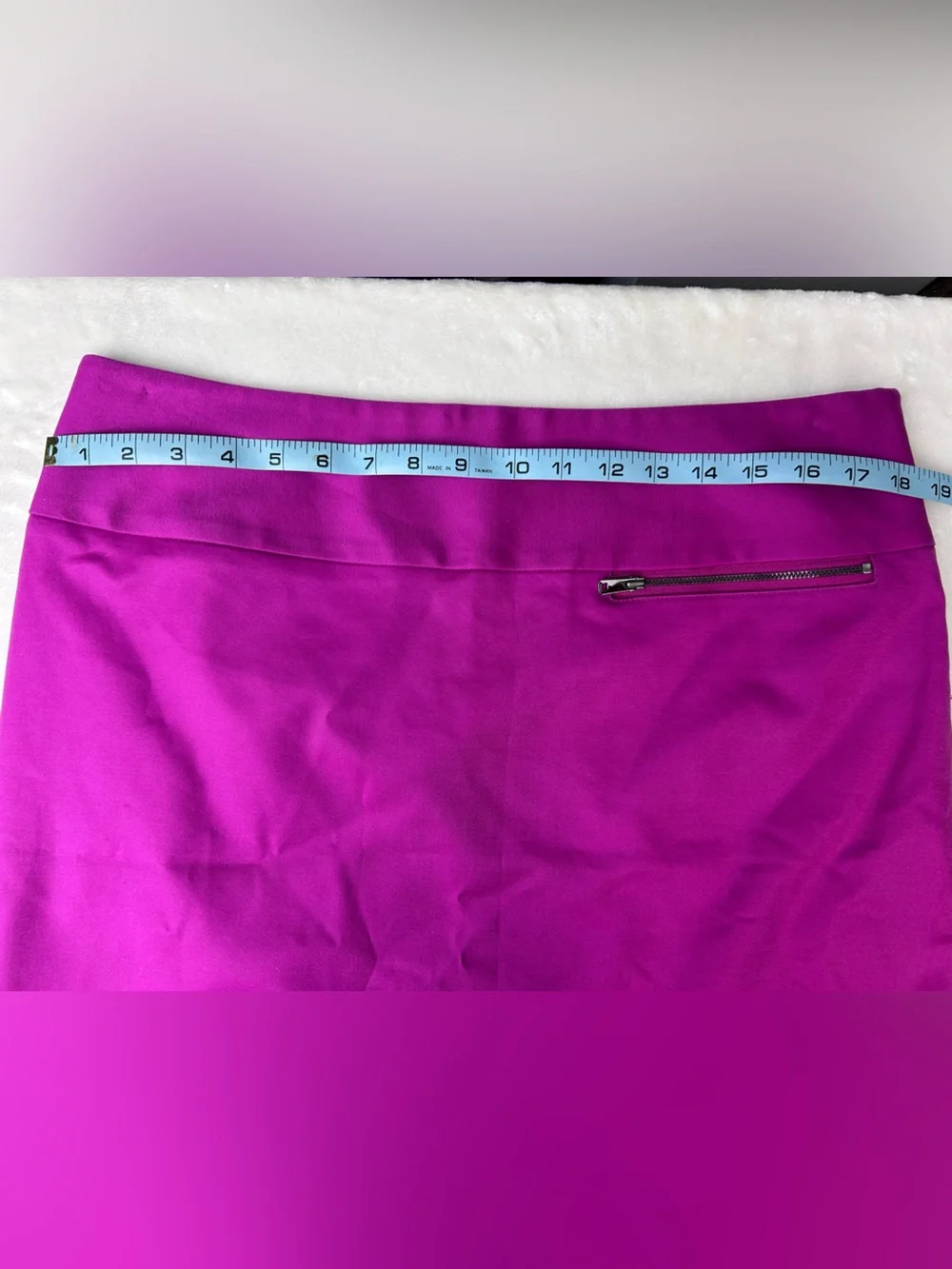 Ann Taylor Bright Fuchsia Mini Pencil Skirt Lined Zipper Closure Size 12